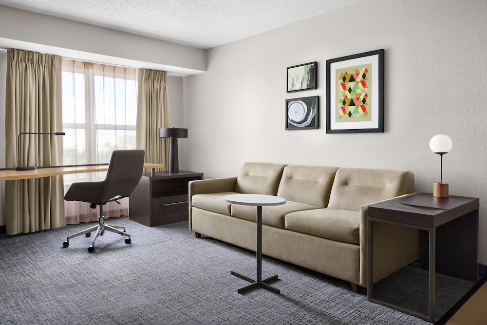 Studio Suite, 1 King Bed with Sofa bed (Mobility/Hearing Access, Transf Shwr) - Photo 3