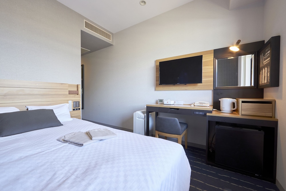 Standard Double Room, Non Smoking - Photo 4