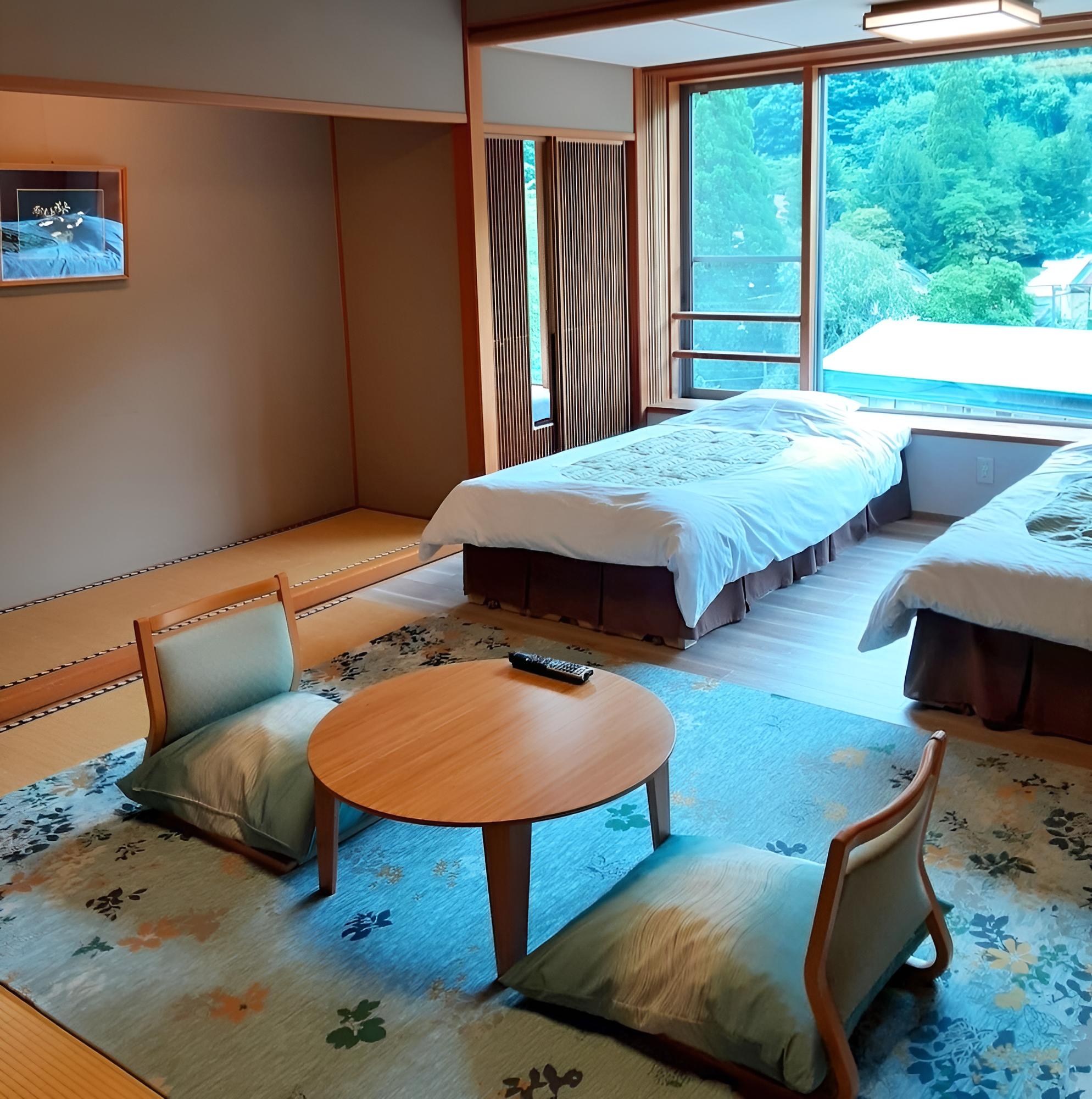 Standard Japanese Western room, Mountain view photo 1