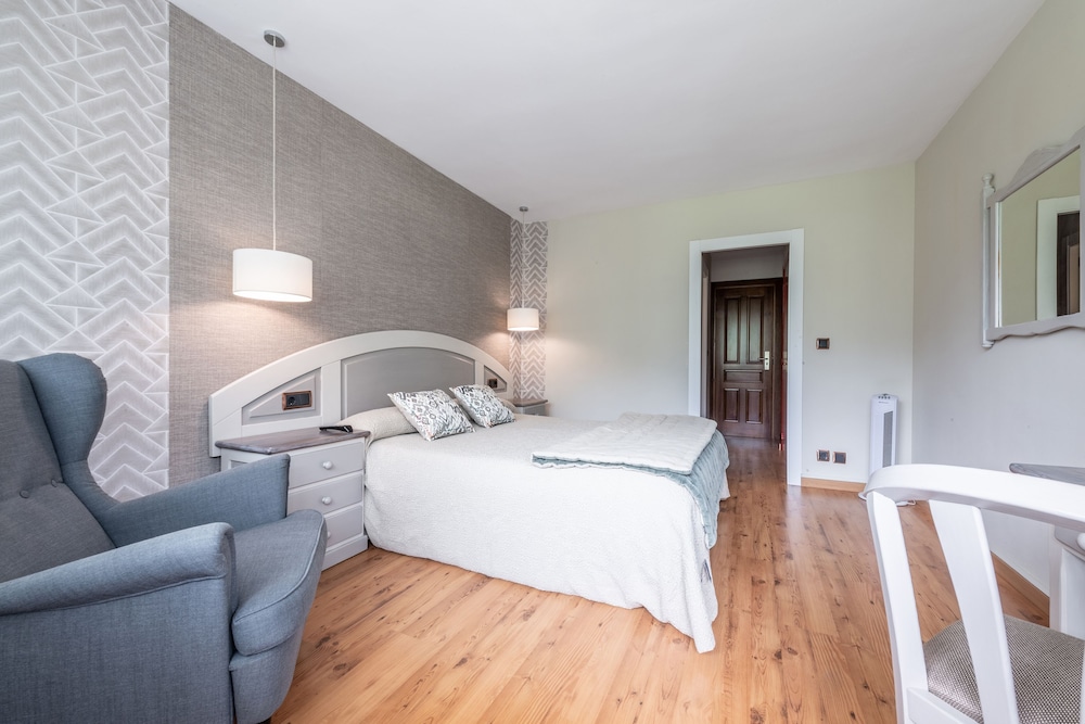 Superior Double Room - Photo 12