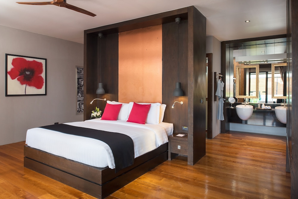 Two Bedroom Pool Residence - Photo 4