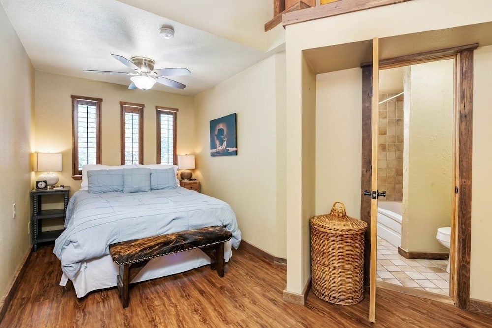House, 4 Bedrooms