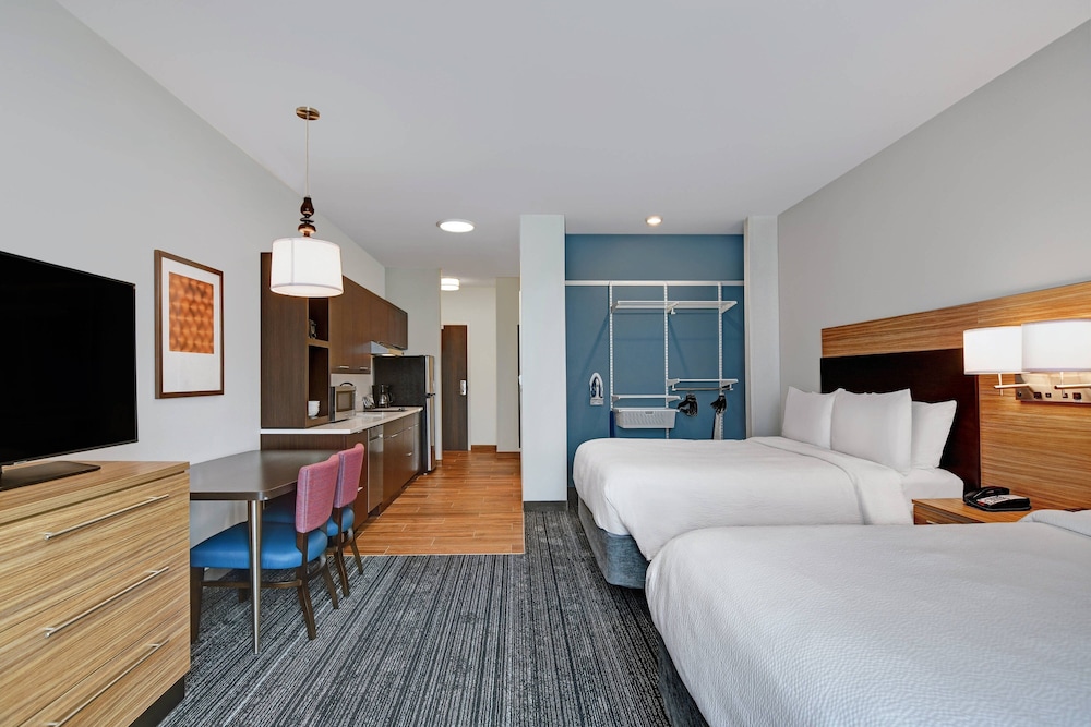 Studio, 2 Queen Beds - Photo 1
