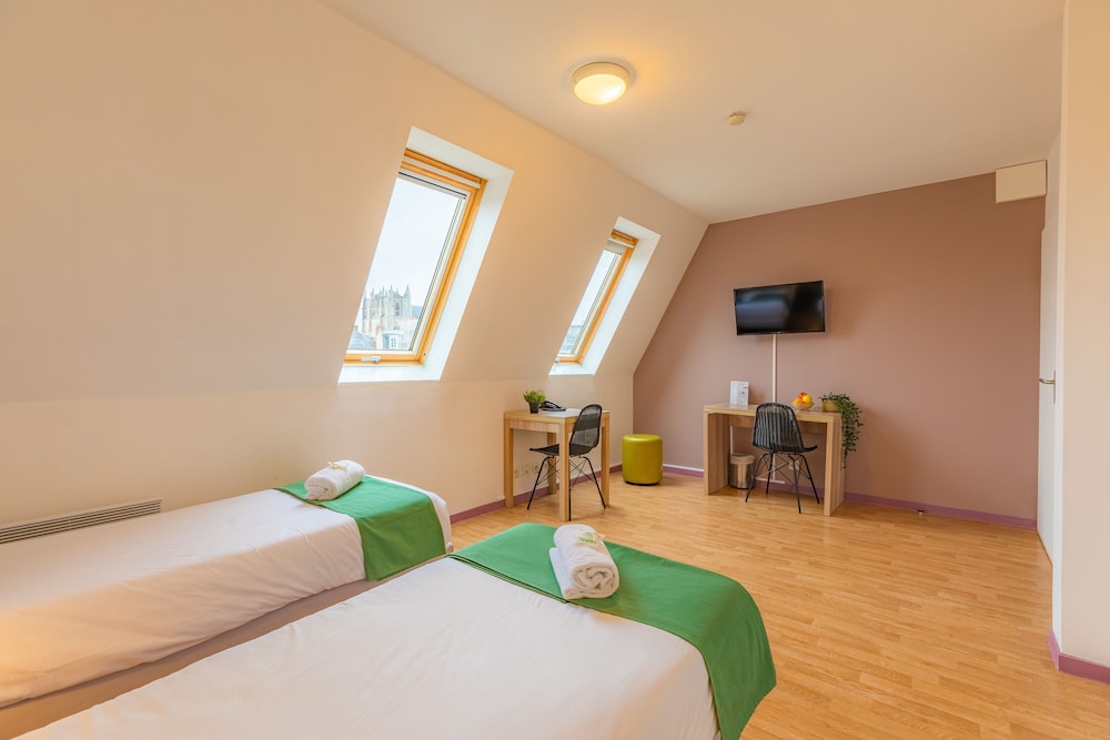 Studio, 2 Twin Beds - Photo 2