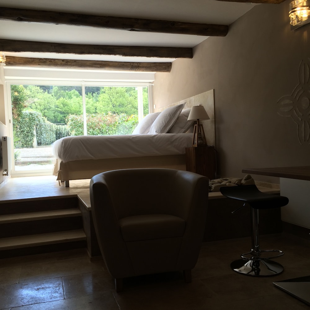 Suite Deluxe Eros Poli photo 3