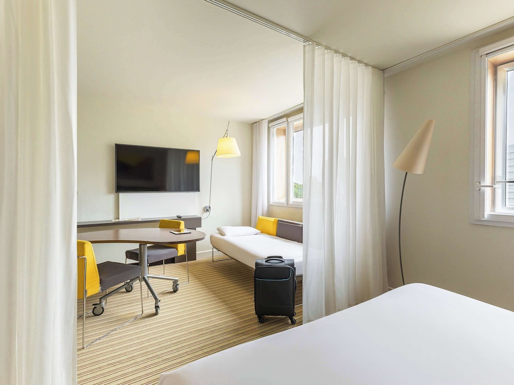 Superior Suite, Multiple Beds - Photo 8