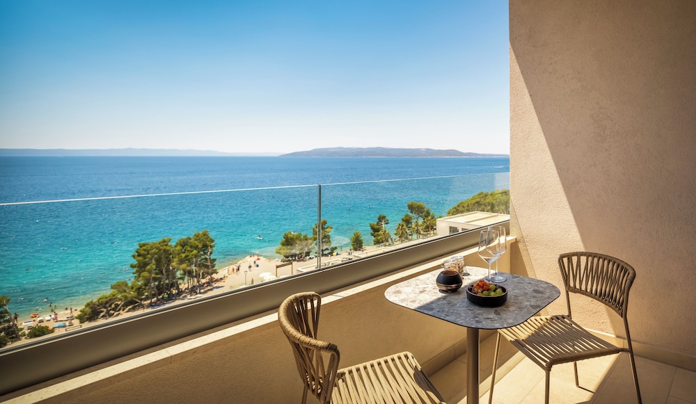 Khalani Grand Sea View Veranda suite photo 2