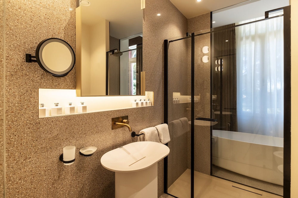 Exclusive Room - Photo 7