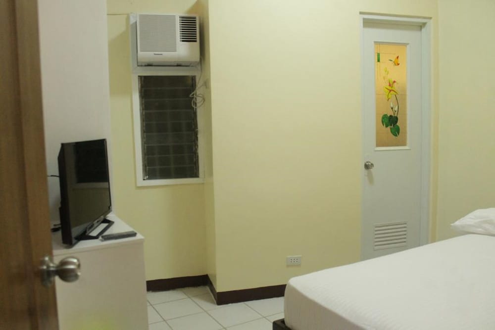 Standard Room photo 2