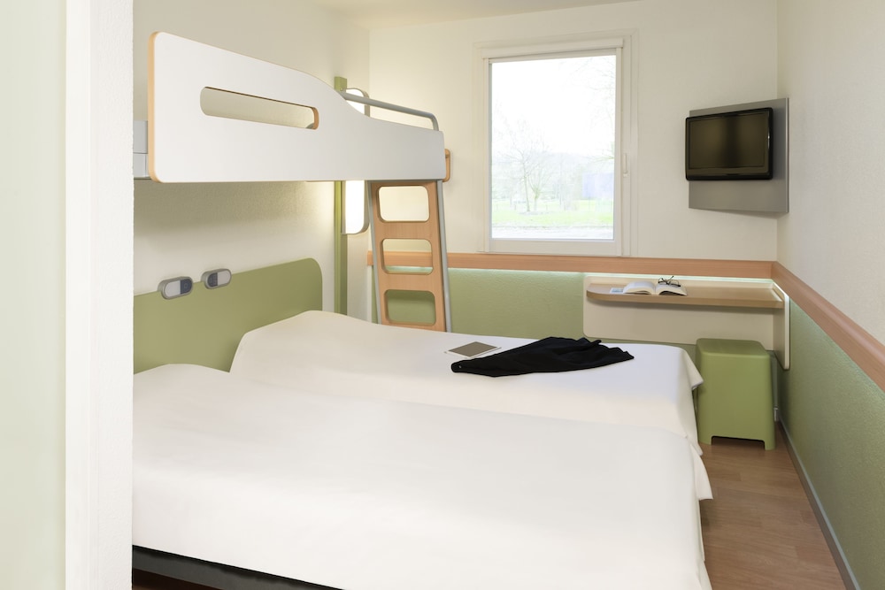 Triple Room, 3 Twin Beds - Photo 7