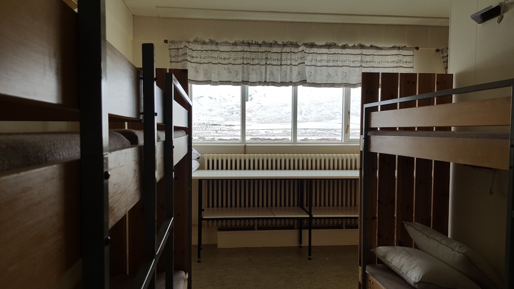 Shared Dormitory, Shared Bathroom photo 1