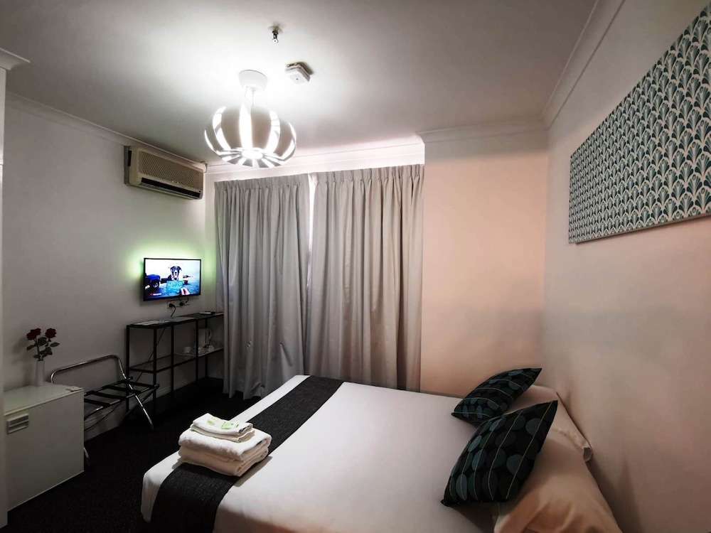 Standard Renovated Double - Photo 2