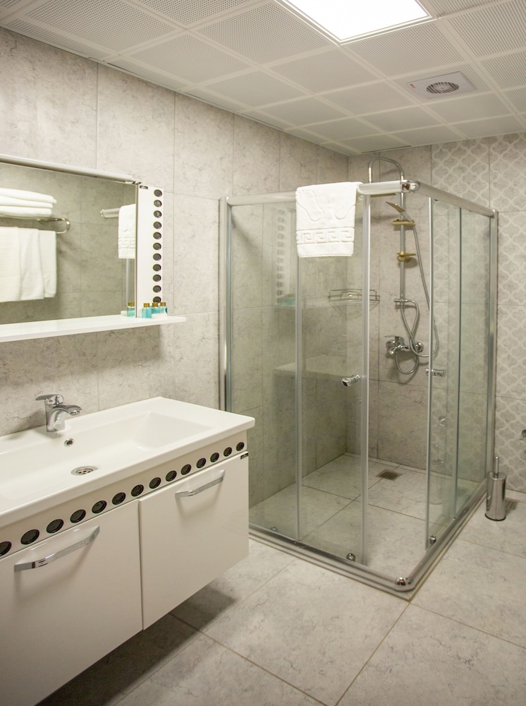 Standard Double Room - Photo 2