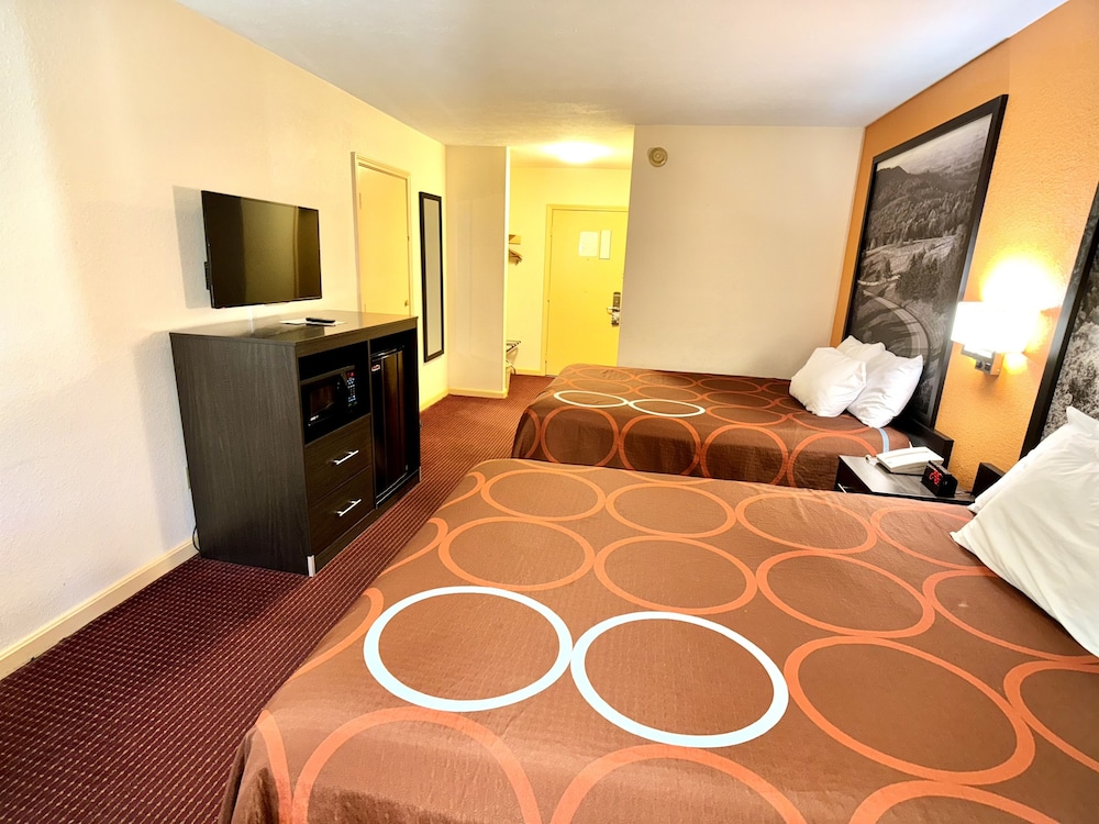 Double Room, 2 Double Beds photo 2