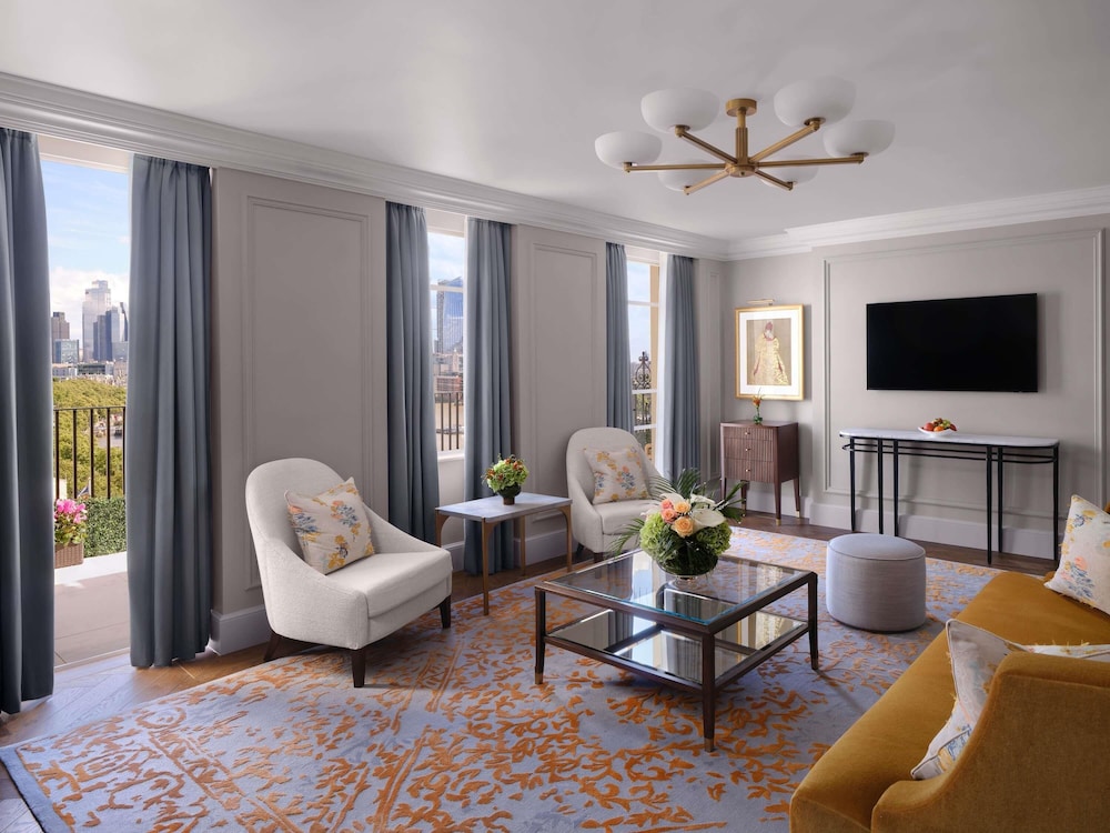 Suite, Terrace thumbnail 5