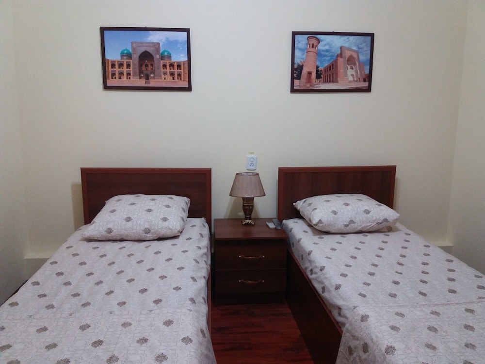 Standard Twin Room photo 2