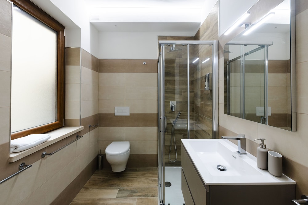 Deluxe Triple Room photo 3