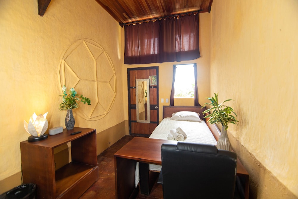 Standard Room photo 2