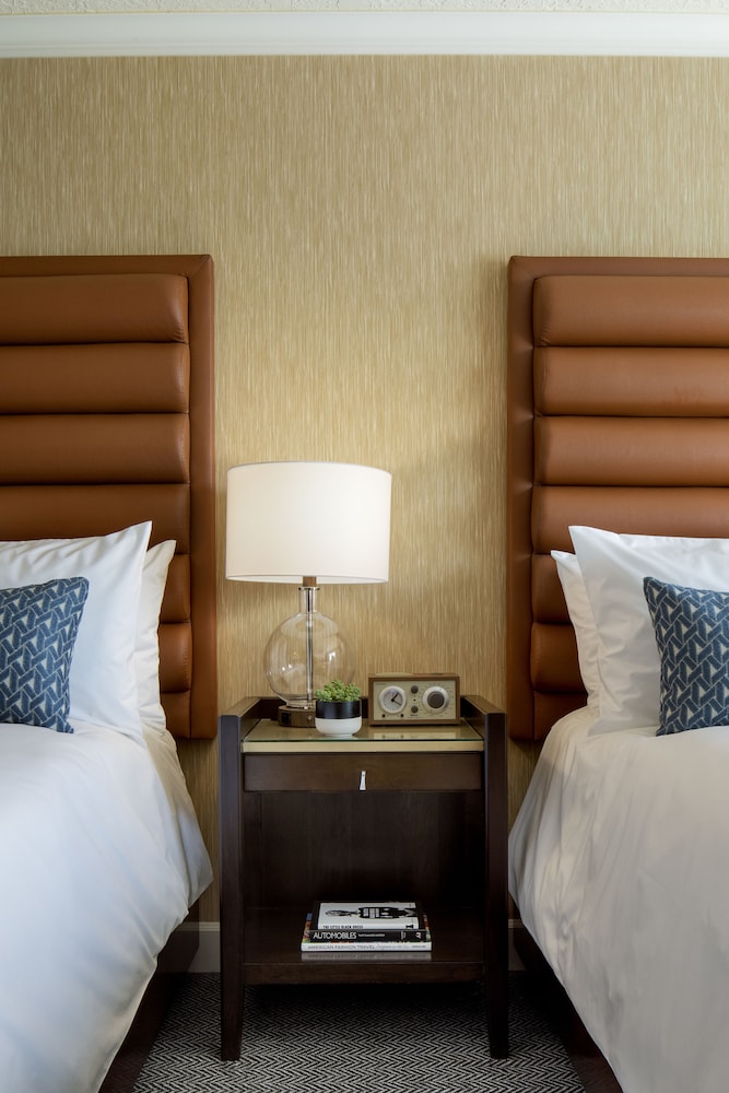 Standard Room, 2 Double Beds, Accessible - Photo 1