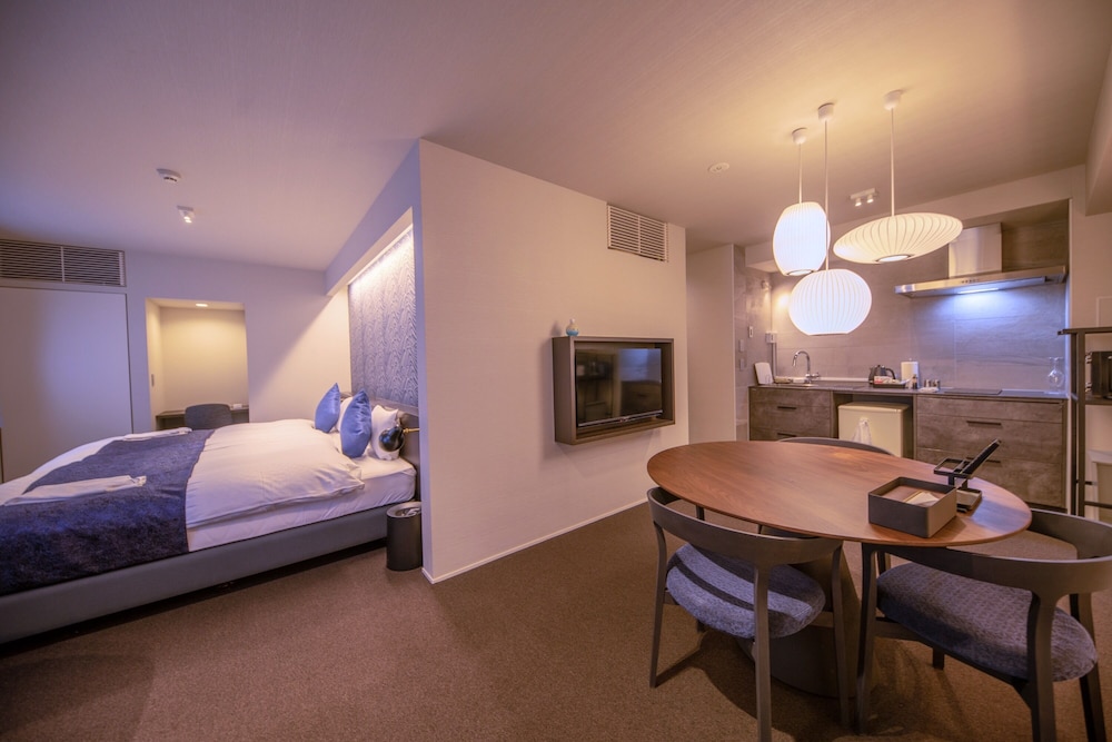 Luxury Twin Room - Photo 6