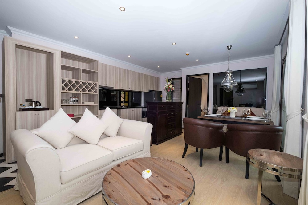 Symphony Family Suite