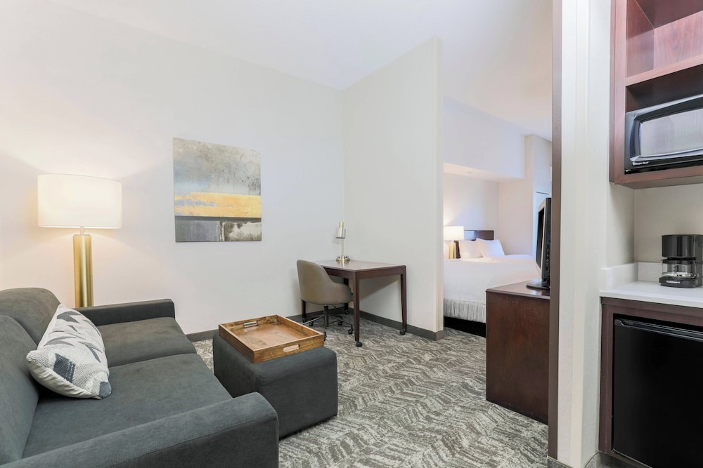 Suite, 2 Double Beds - Photo 1