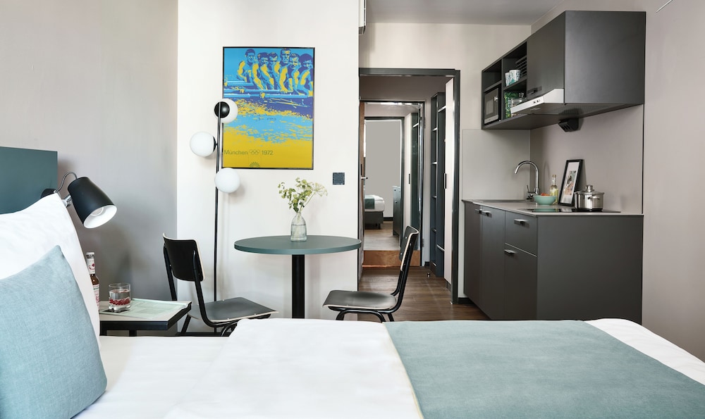 Deluxe Plus Double Apartment, Terrace (Long Stay) photo 3