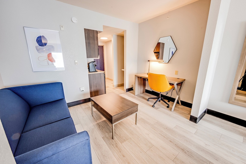 Standard Room, Multiple Beds, Accessible (Communications) - Photo 5