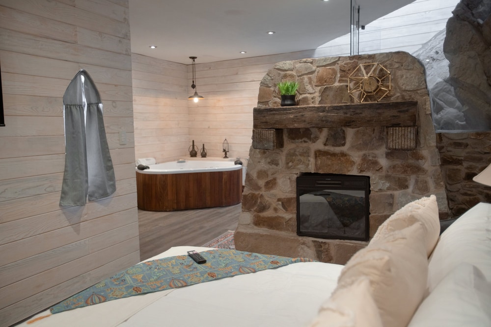 Deluxe Cabin photo 1