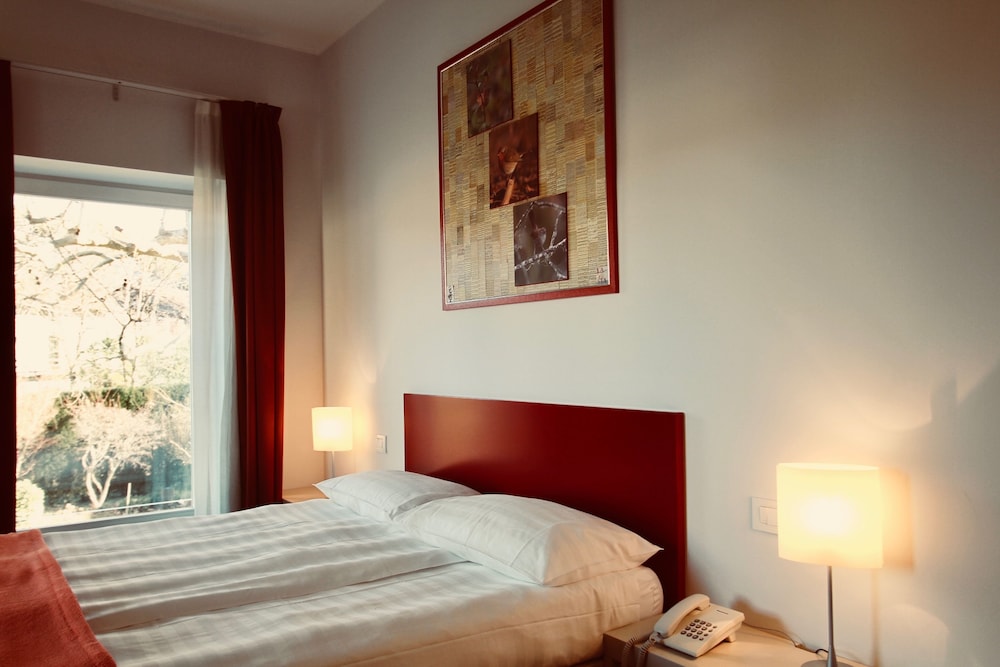 Luxury Suite, River View