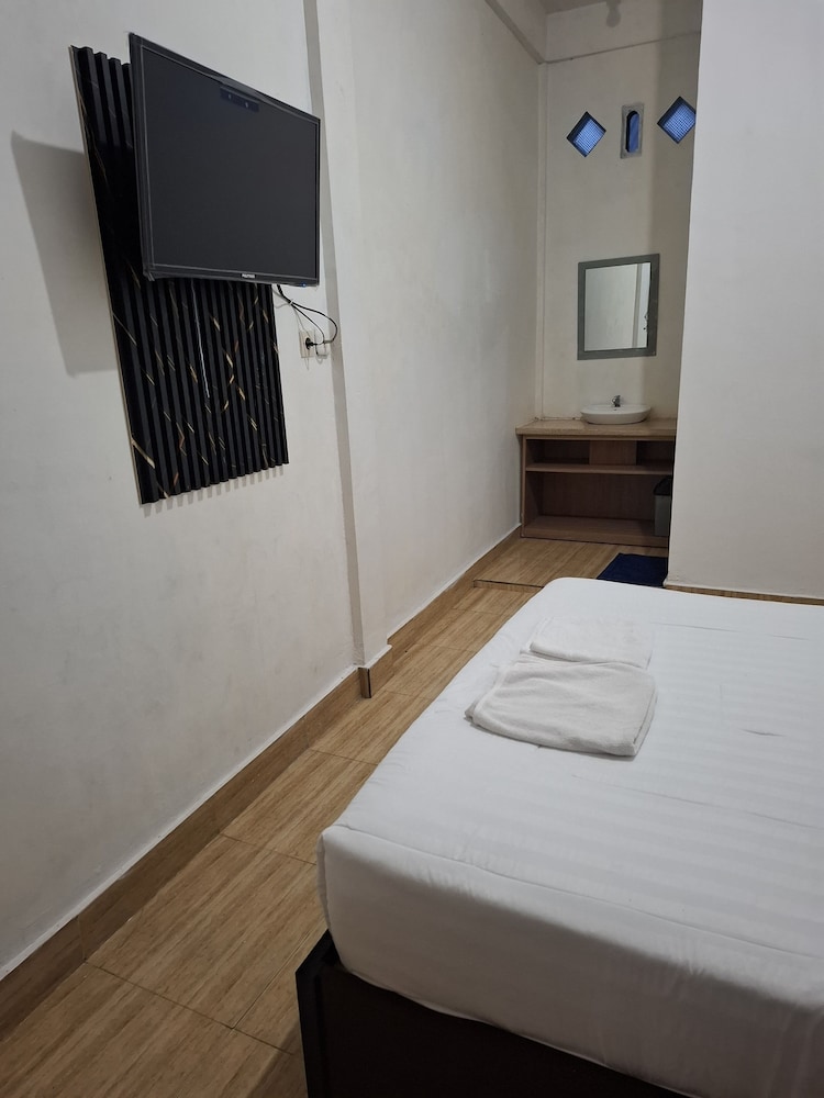 Standard Room photo 2