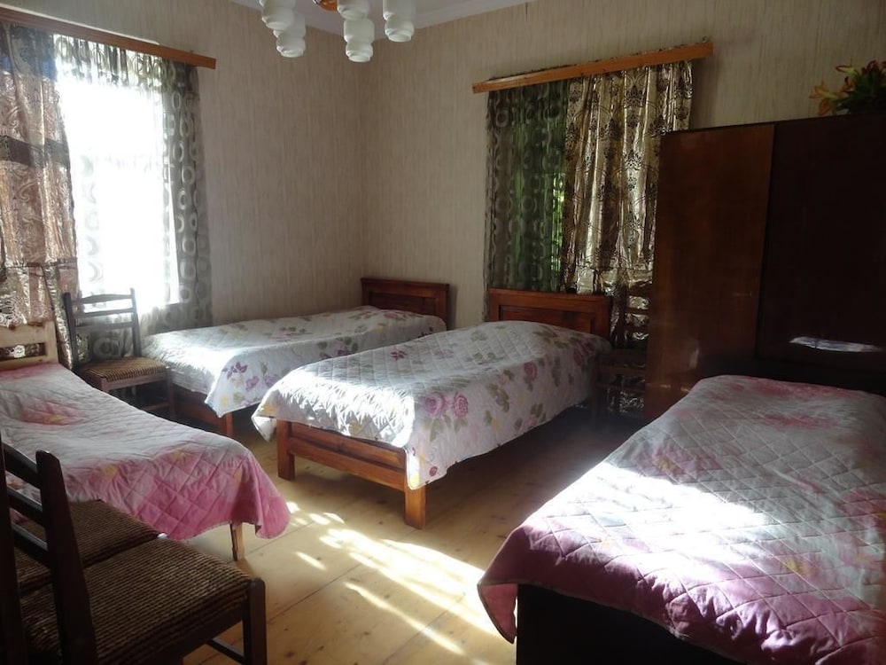Standard Quadruple Room, Multiple Beds, Shared Bathroom