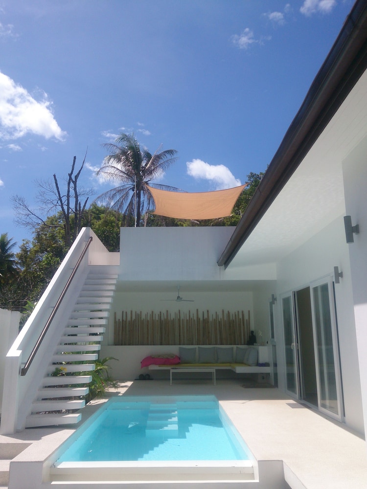 2 Bedroom Pool Villa photo 2