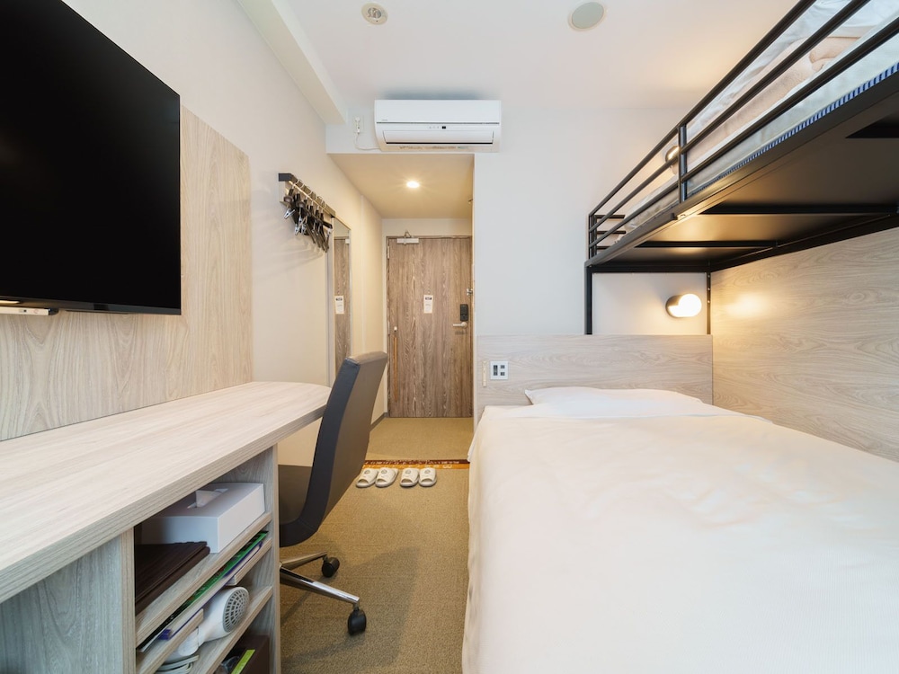 Double Room with Extra Bed photo 2