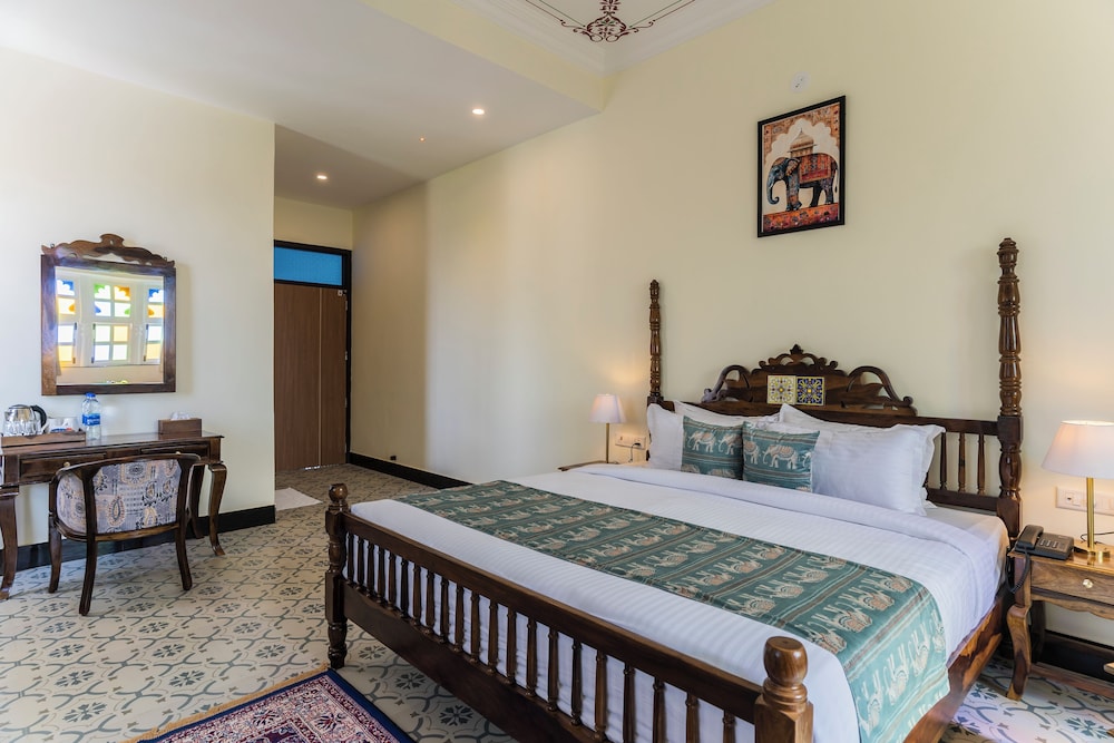 Premier Suite, Balcony, Garden View