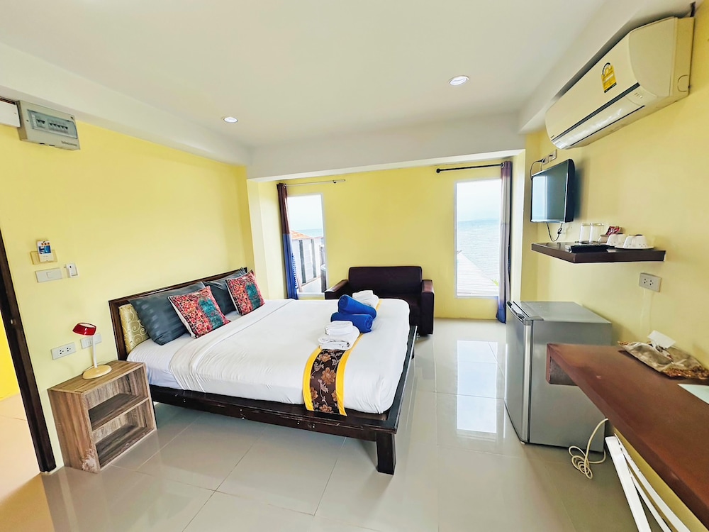Superior Double Room, Sea View - Photo 4