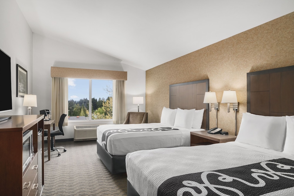 Suite, 2 Queen Beds, Kitchenette (Extended Stay) photo 1