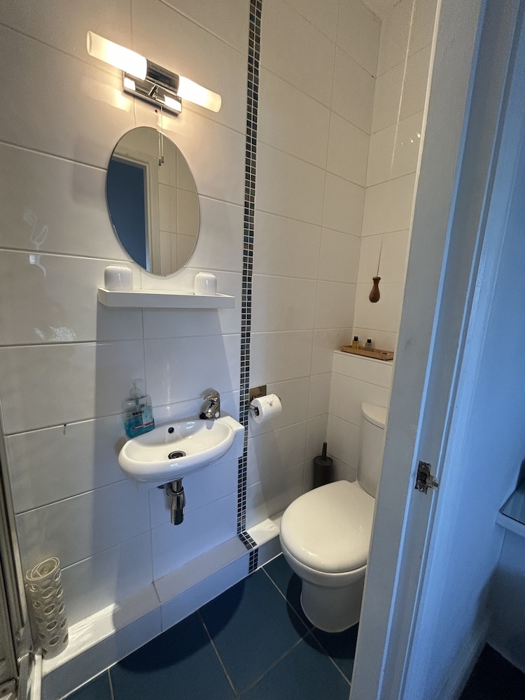 Economy Double Room, 1 Double Bed photo 2