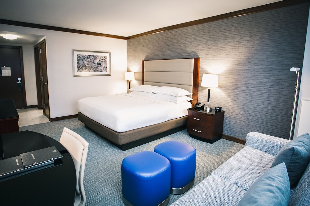 Executive Room, 1 King Bed, Club Lounge Access photo 1