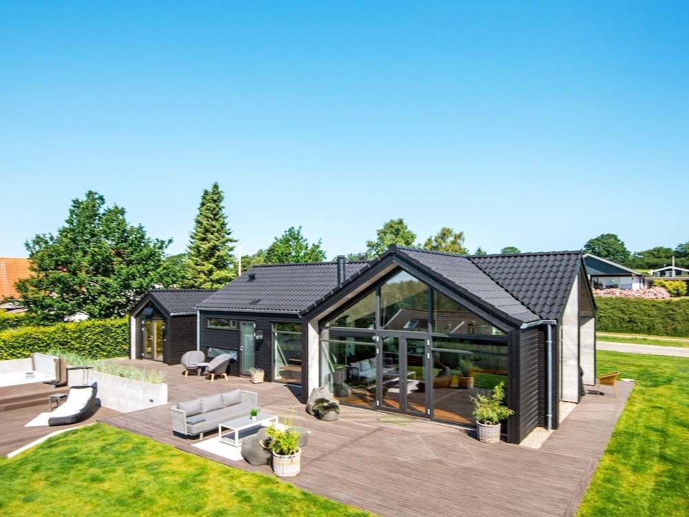 House photo 1