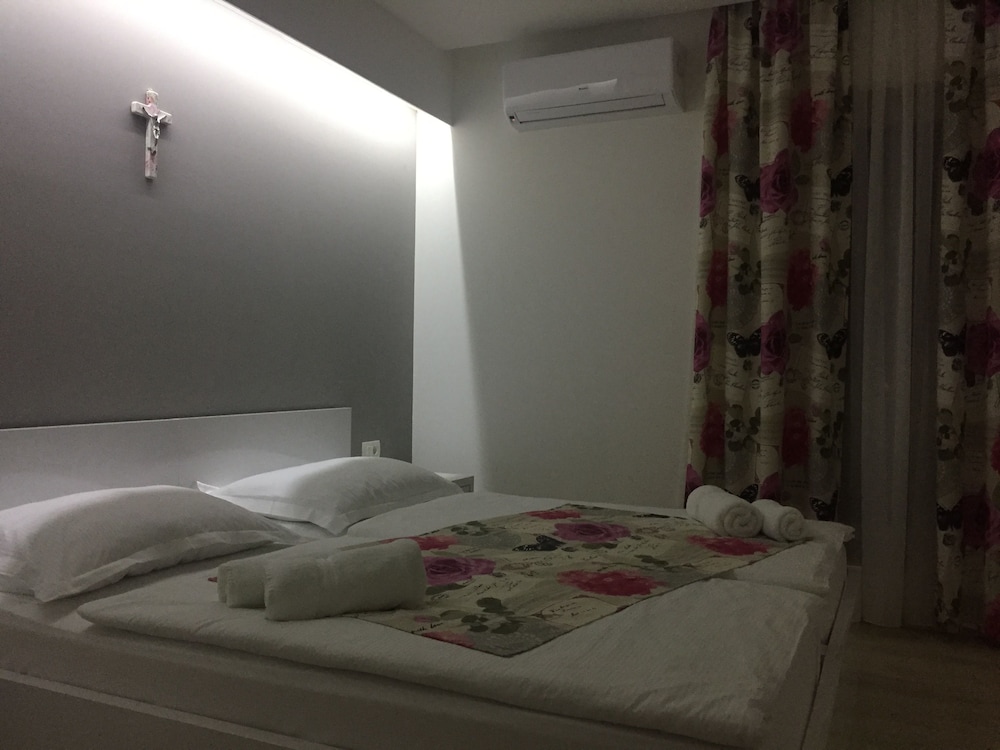 Comfort Double or Twin Room, Balcony, Hill View photo 2