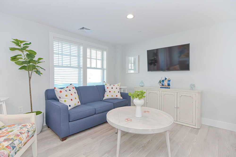 Elite Condo photo 2