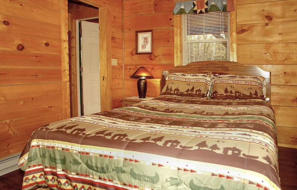 Cabin, 2 Bedrooms photo 1