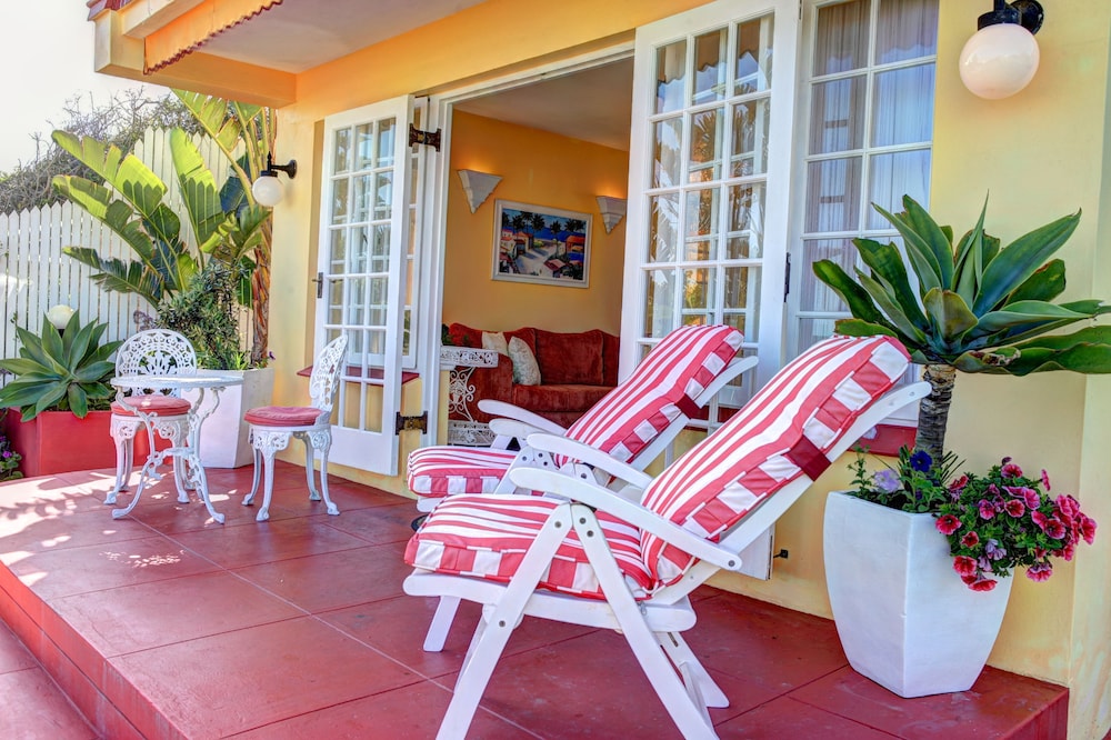 Beach Bungalow