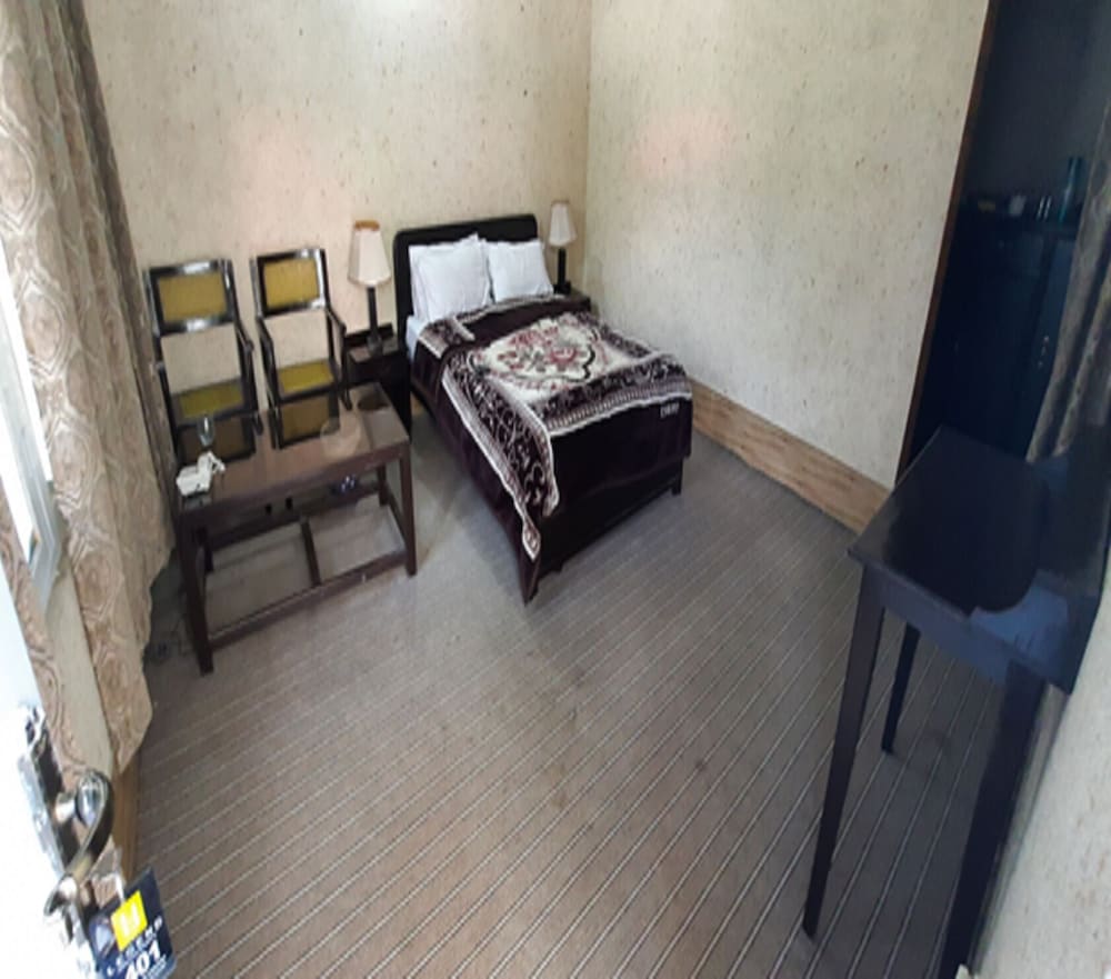 Economy Double Room photo 3