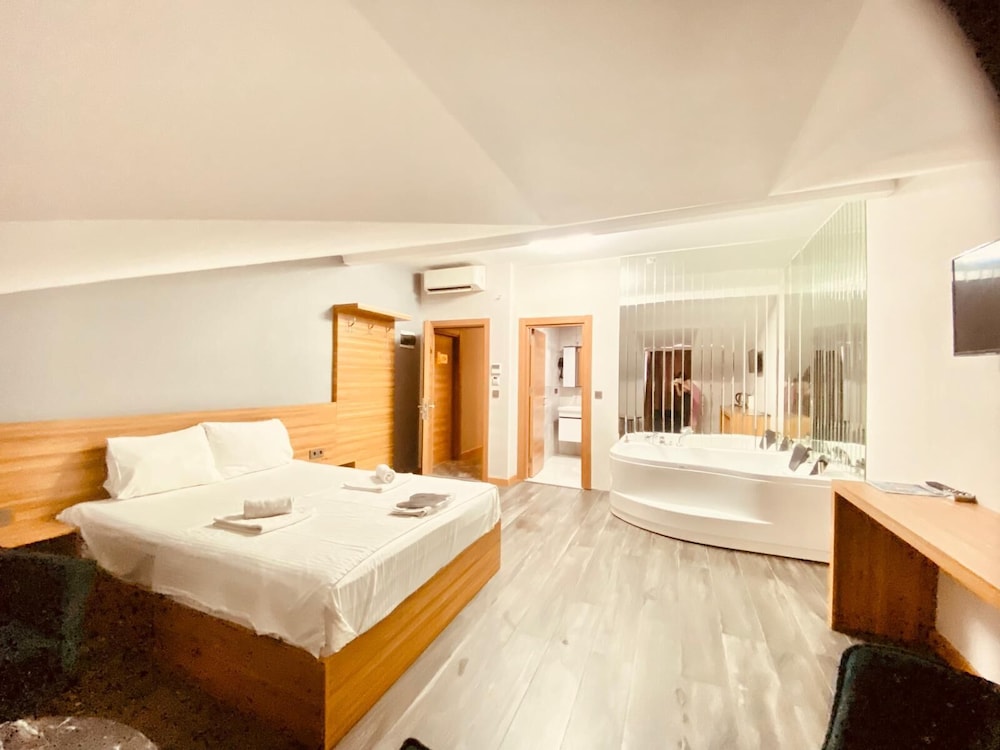 Luxury Room photo 1