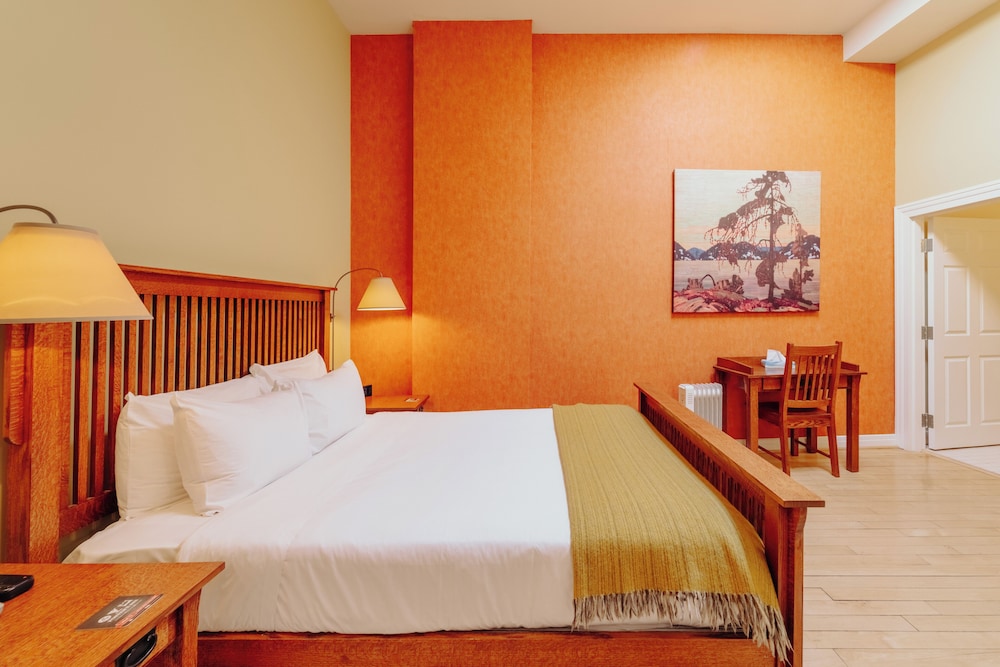 Signature Room, 1 Queen Bed photo 1