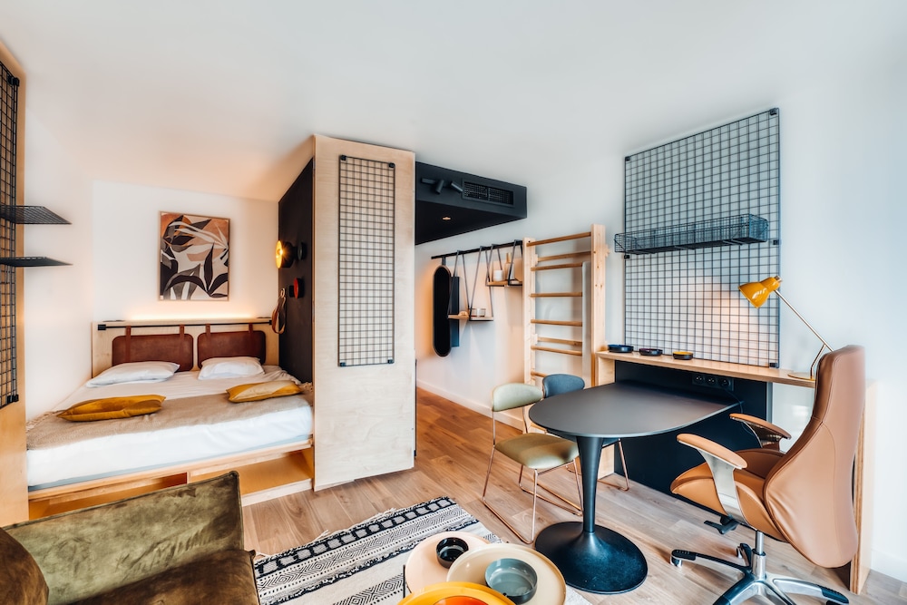 Studio Suite, 1 Queen Bed, Kitchenette photo 1