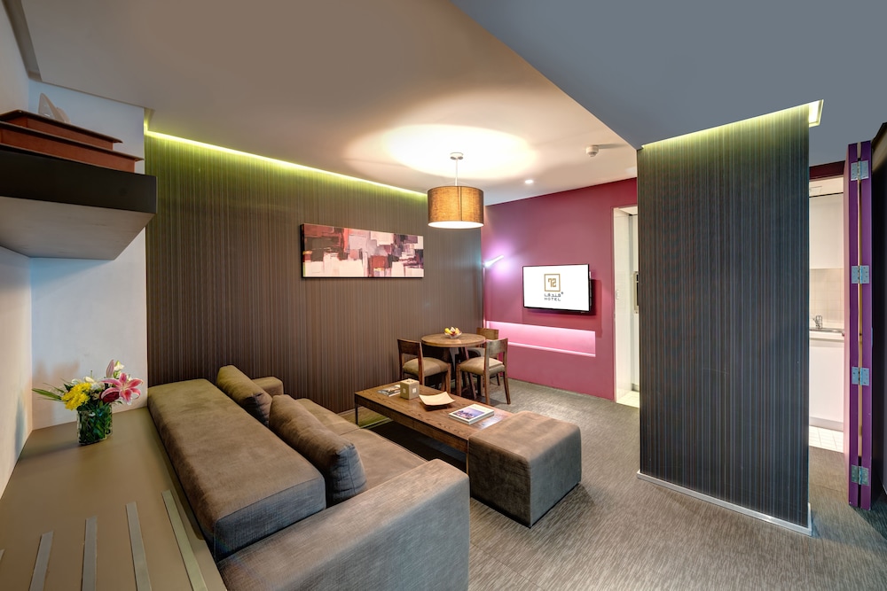 Family Suite photo 2