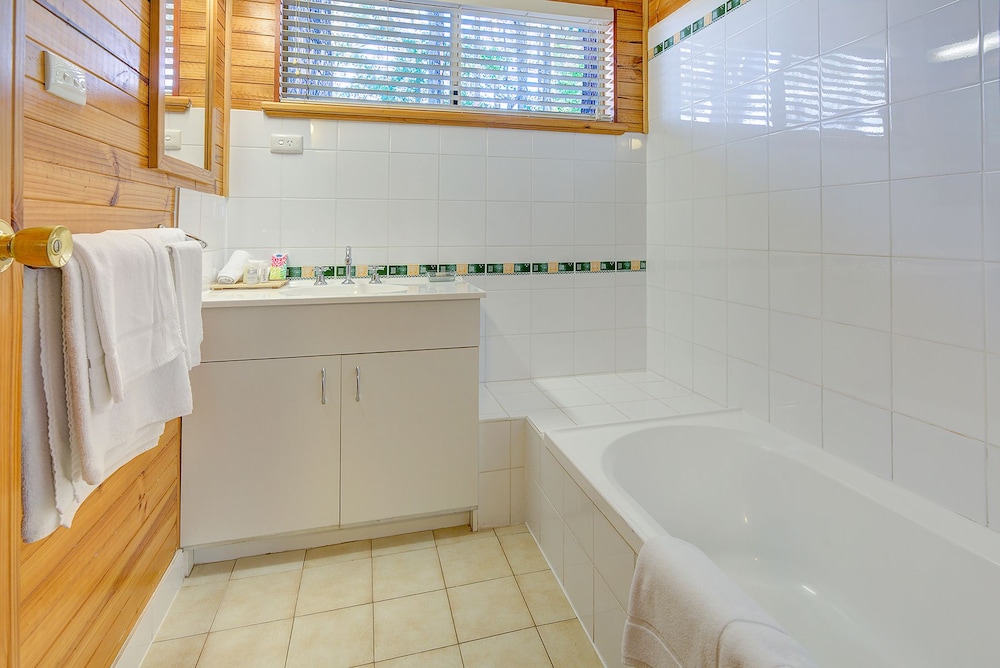 Serenity Chalet photo 2